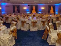 POSH CHAIR COVERS AND BOWS 1071374 Image 7